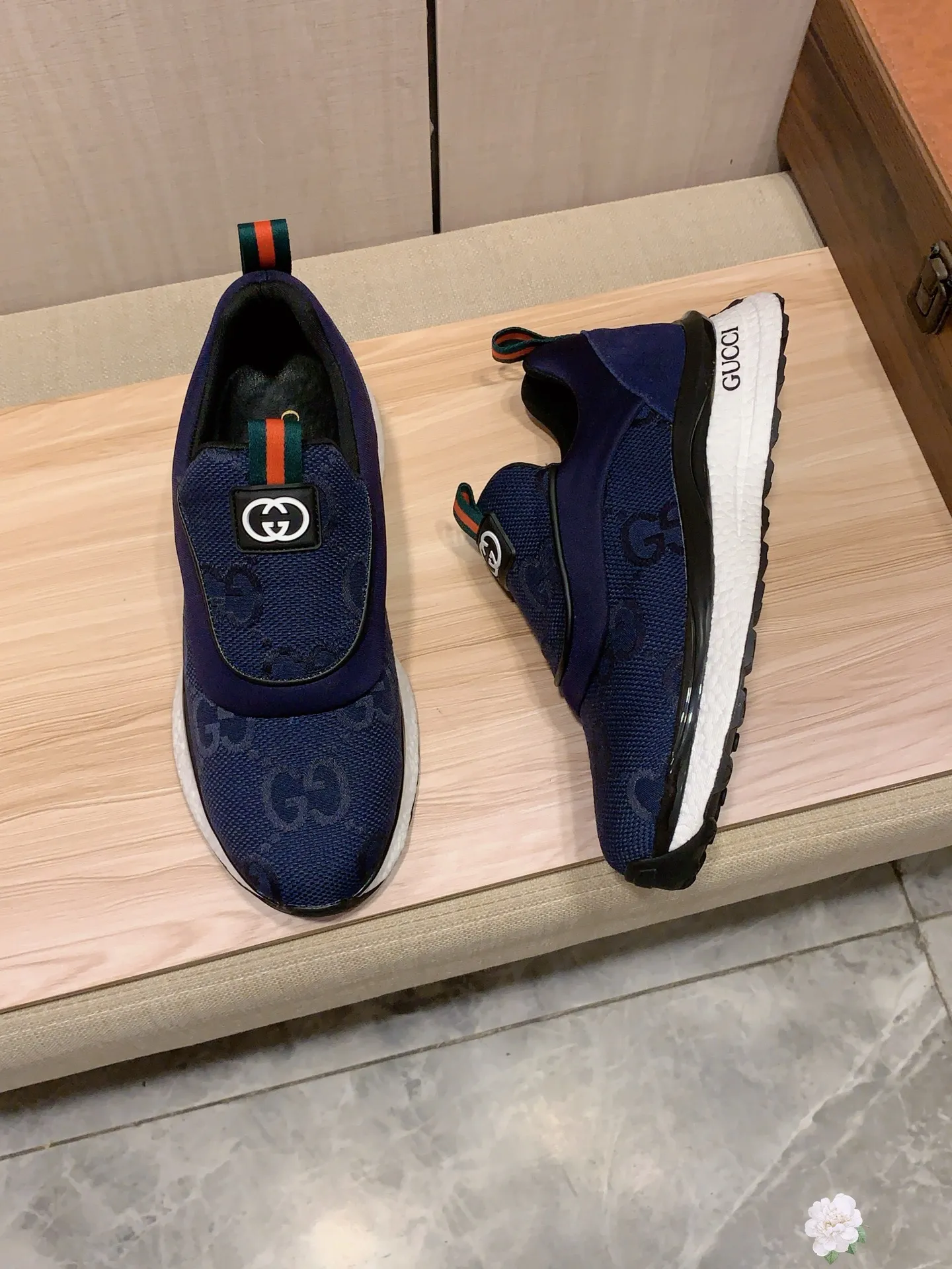 Men's men's shoes💰460💰💰🎩🎩[Lightning][Lightning] "Gucci*" The latest • popular casual shoes, top brand [seduce] luxury ~ purchasing agency, top ~ quality. [Strong] The upper is made of imported breathable cowhide with woven material ➕ breathable sheepskin feet (•) and fine workmanship. The original stylish and stylish soft rubber wear-resistant and non-slip outsole is light and comfortable on the feet. The real thing looks better when photographed. 004: Size: 38-44, 3️⃣ colors selected